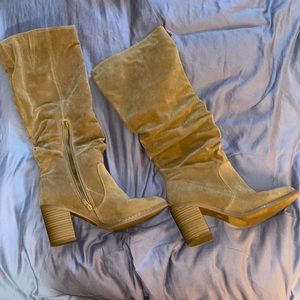 Calf Height Boots Camel, Universal Thread